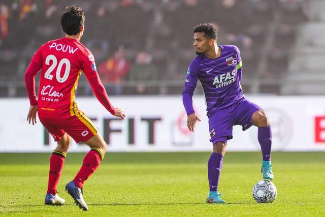 穆迪36+9青岛绝杀吉林 孙铭徽39+10广厦胜深圳